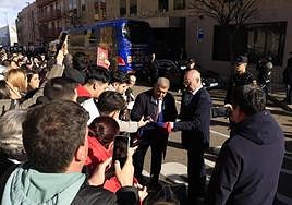 Locura ante la llegada del FC Barcelona en Salamanca