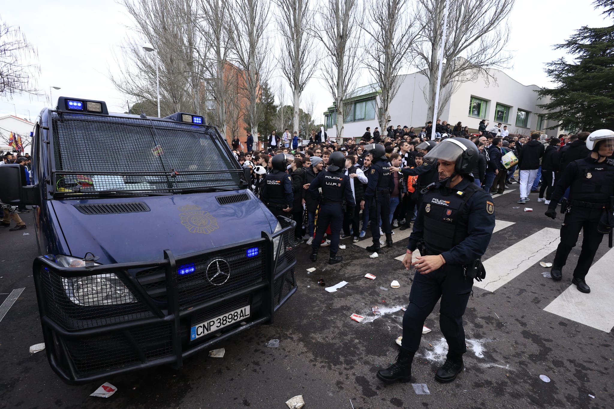 El autobús del Barcelona llega al Reina Sofía