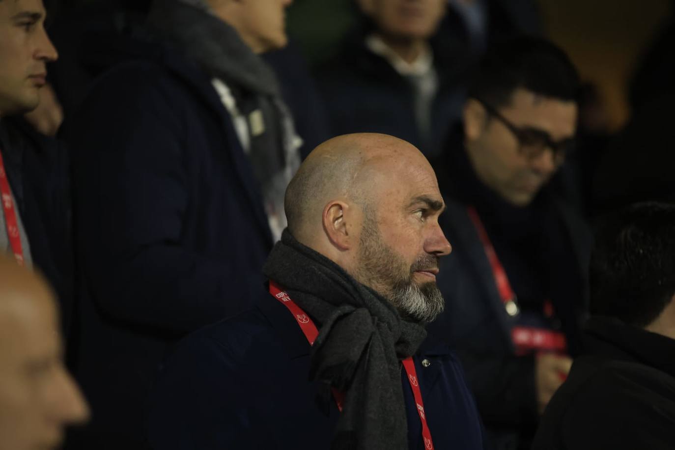 Representantes institucionales y deportivos llenan el palco del Reina Sofía