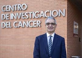 El doctro Xosé Bustelo, director científico del CIC.