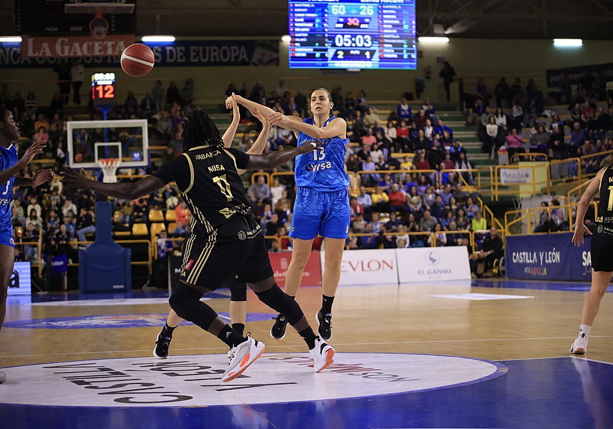 Andrea Vilaró, en acción durante el partido ante el Celta de Vigo