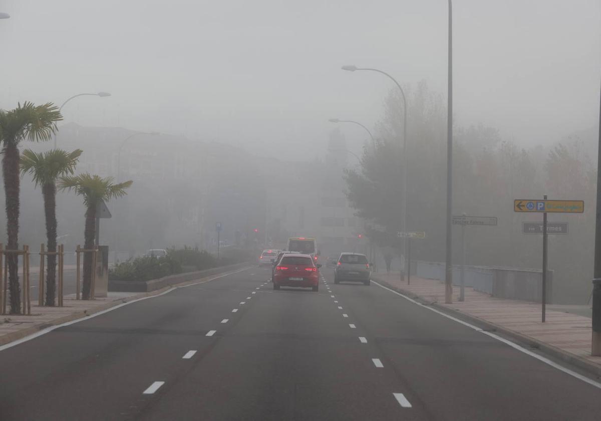 Visibilidad reducida por la niebla en tres carreteras de Salamanca