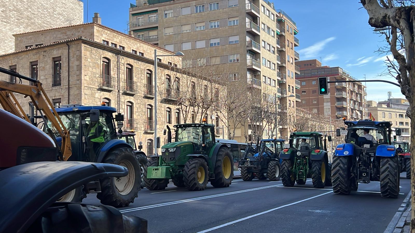 La tractorada de Salamanca, en imágenes