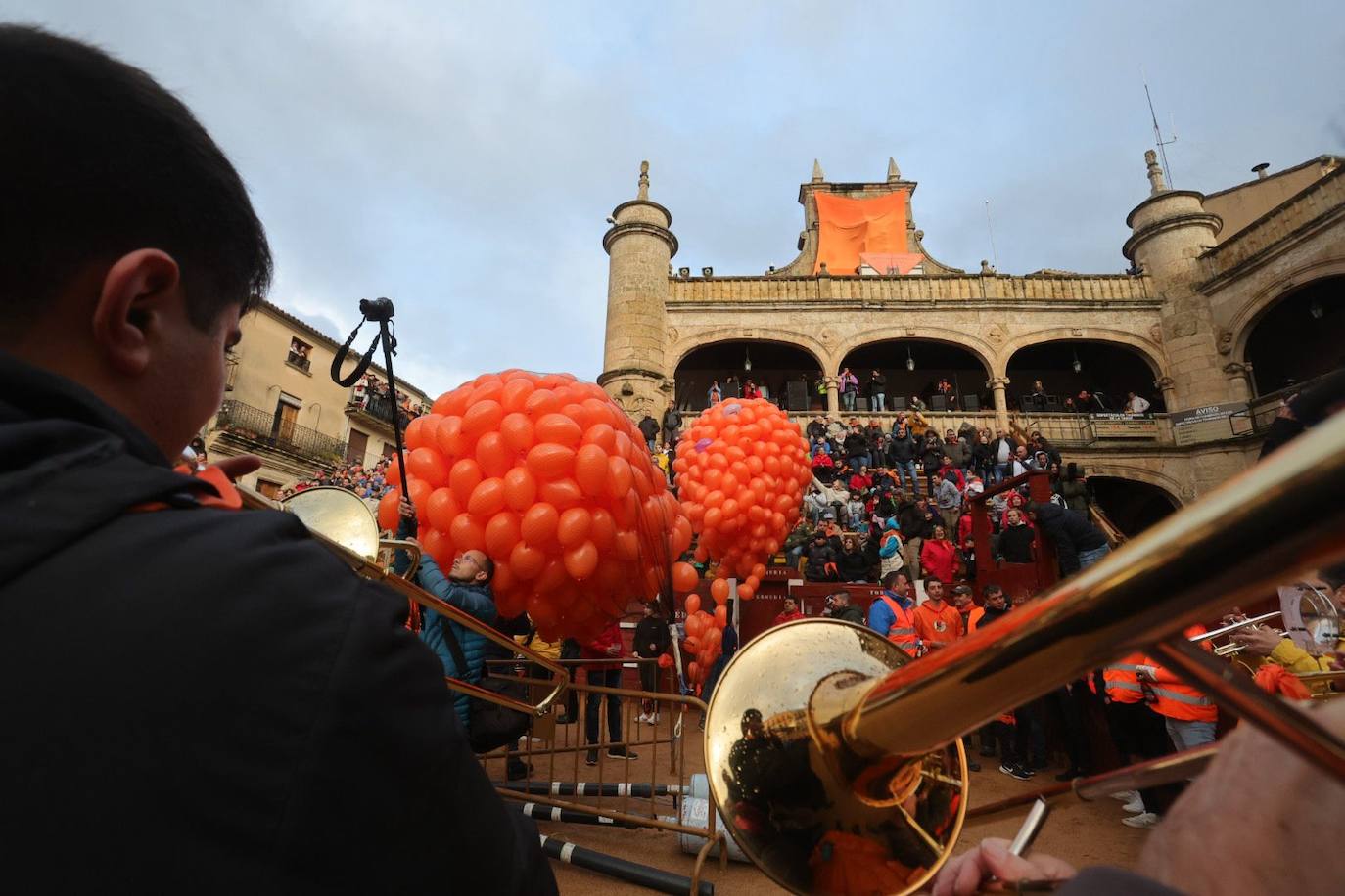 El campanazo del Carnaval del Toro 2024, en imágenes