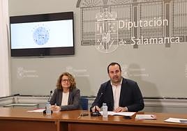 La vicerrectora de Ciencias de la Salud y Asuntos Sociales de la USAL, Ana Martín junto a David Mingo, diputado de cultura