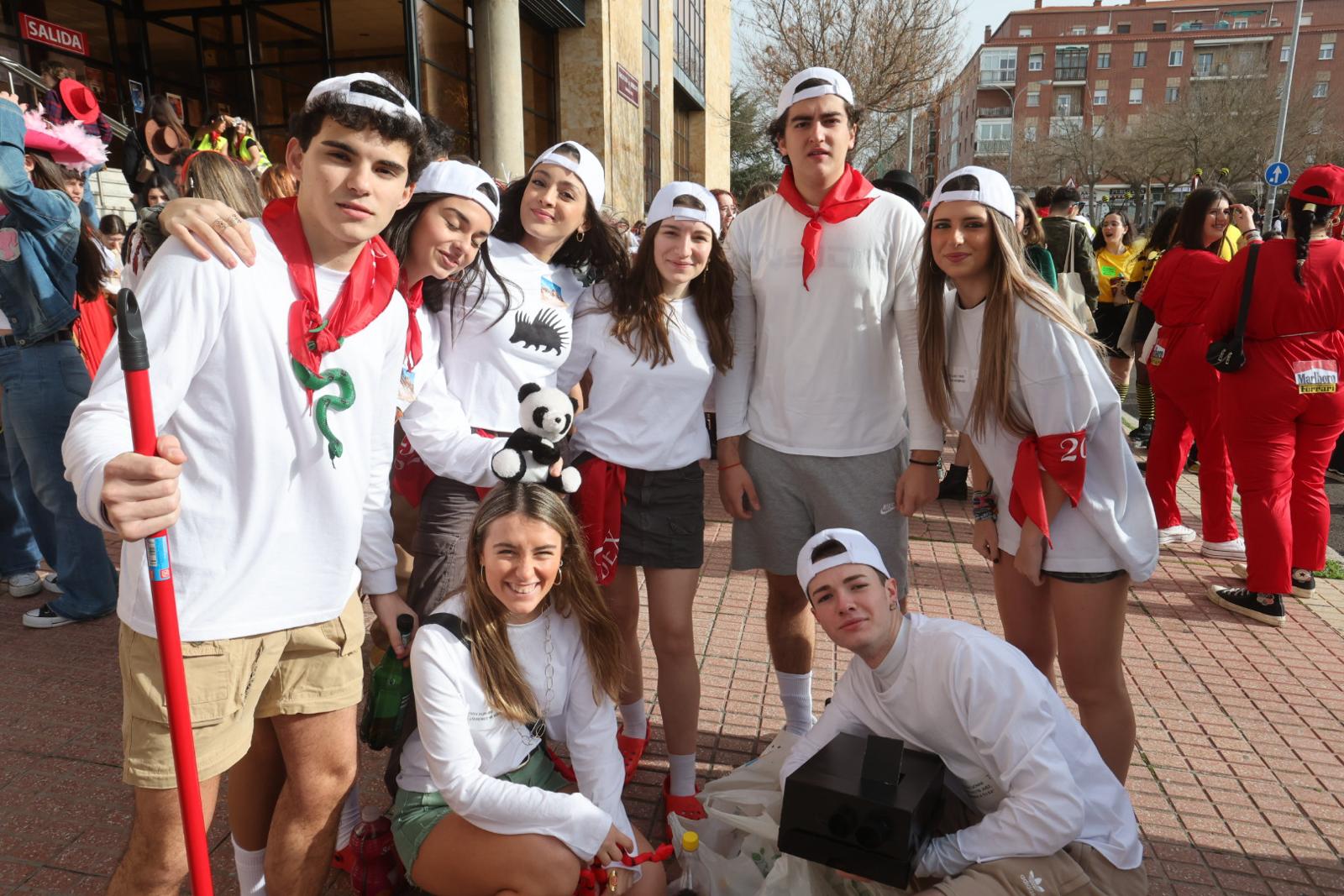 Derecho disfruta de una multitudinaria procesión del Codex