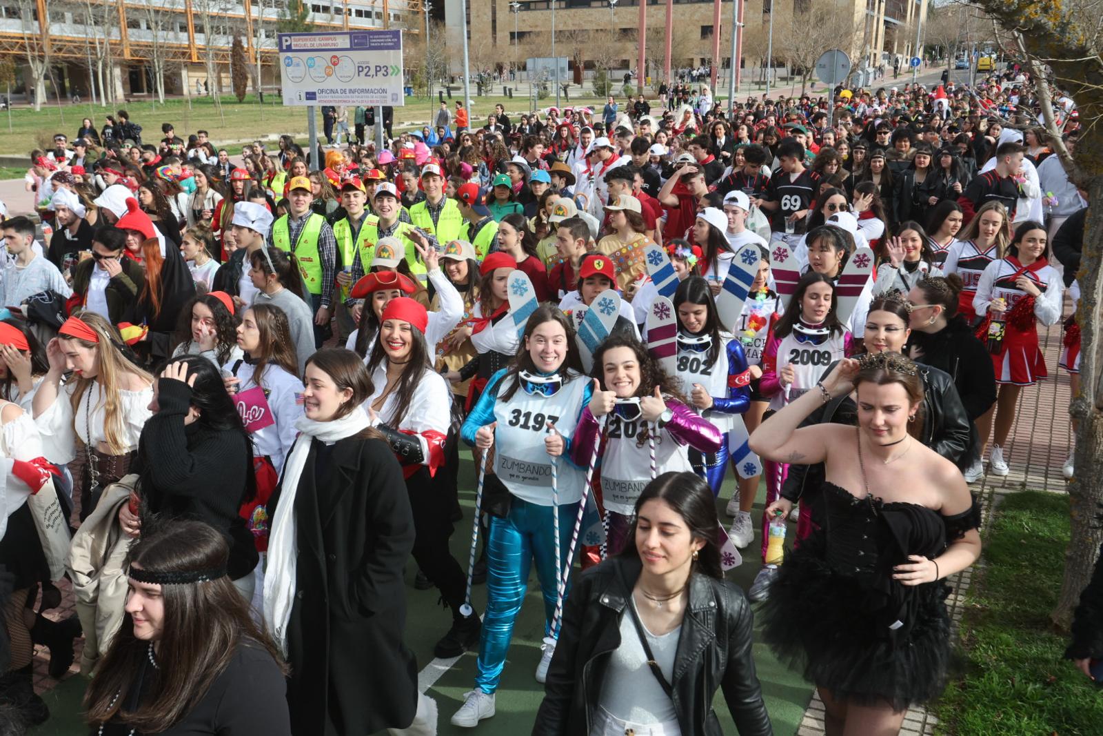 Derecho disfruta de una multitudinaria procesión del Codex