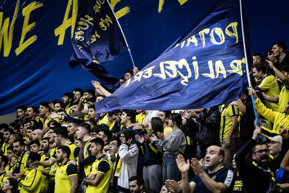 Las imágenes del Fenerbahce-Avenida de los cuartos de la Euroliga
