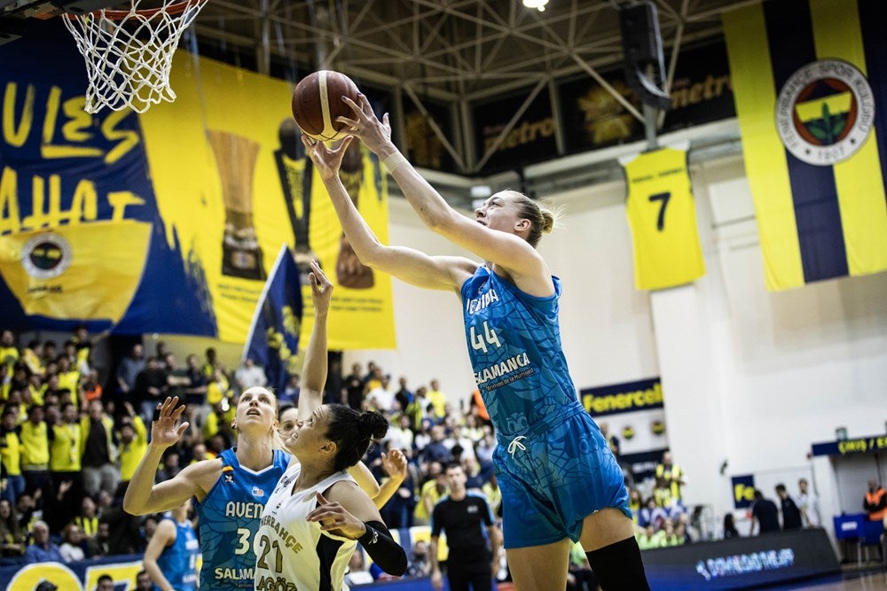 Las imágenes del Fenerbahce-Avenida de los cuartos de la Euroliga