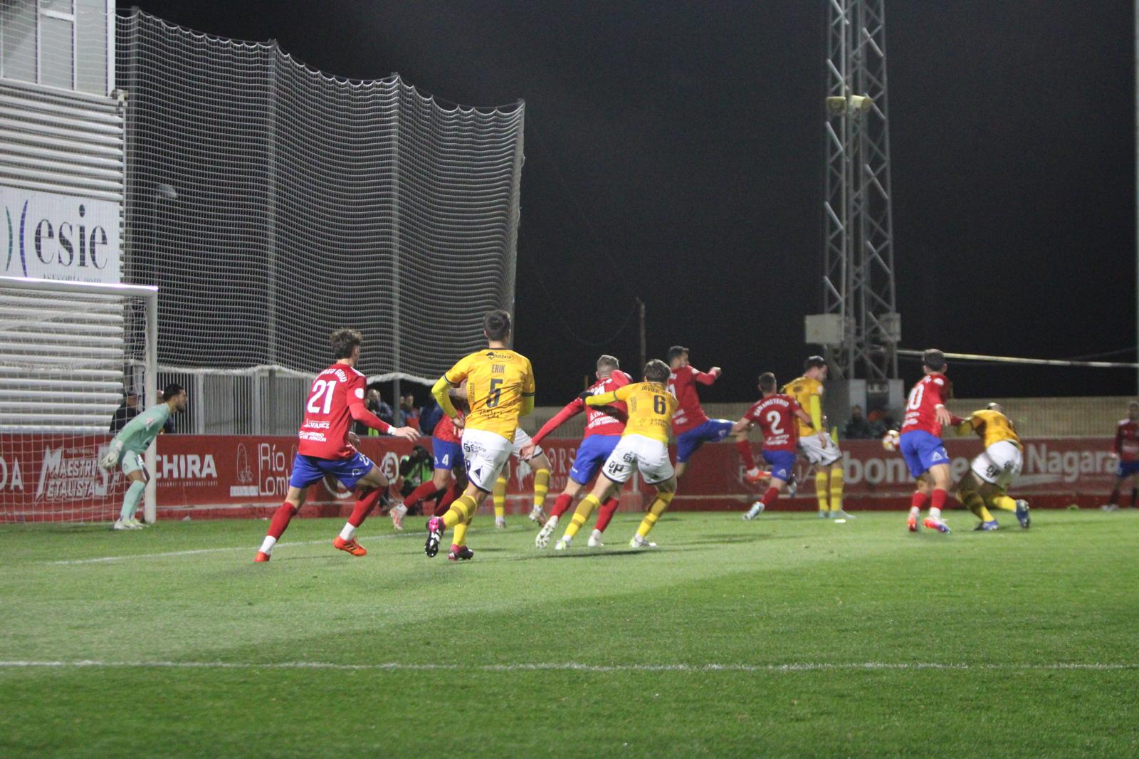 Unionistas empata (0-0) en Tarazona y duerme octavo en la clasificación
