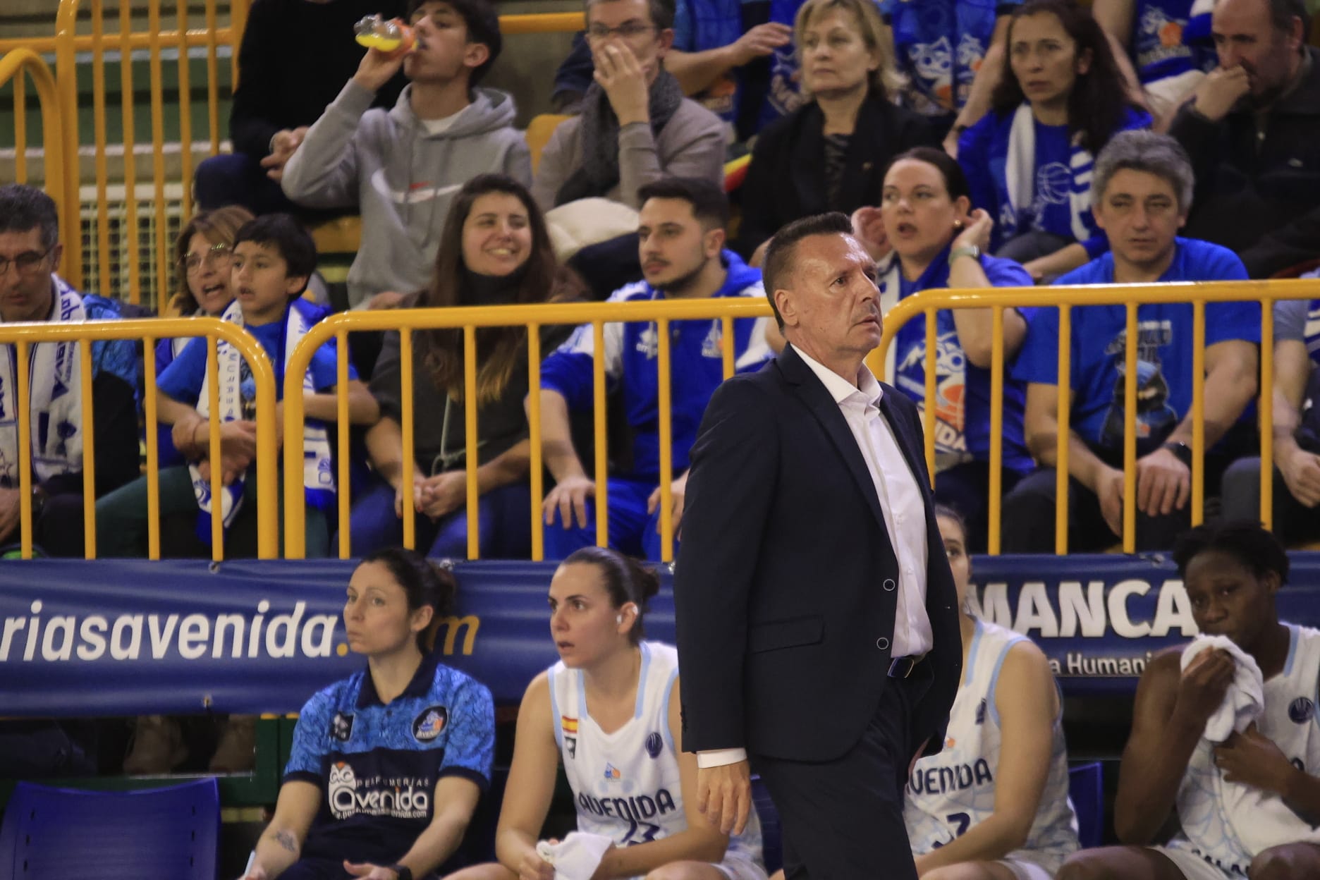 Un soberbio Würzburg brilla en la noche europea