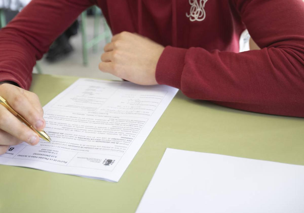 Los mayores de 18 años podrán obtener el título de la ESO con pruebas «personalizadas»