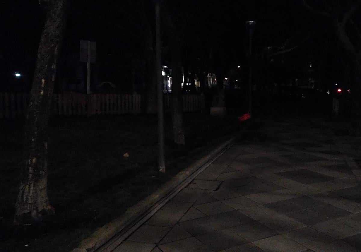 El parque Picasso de Salamanca apagado