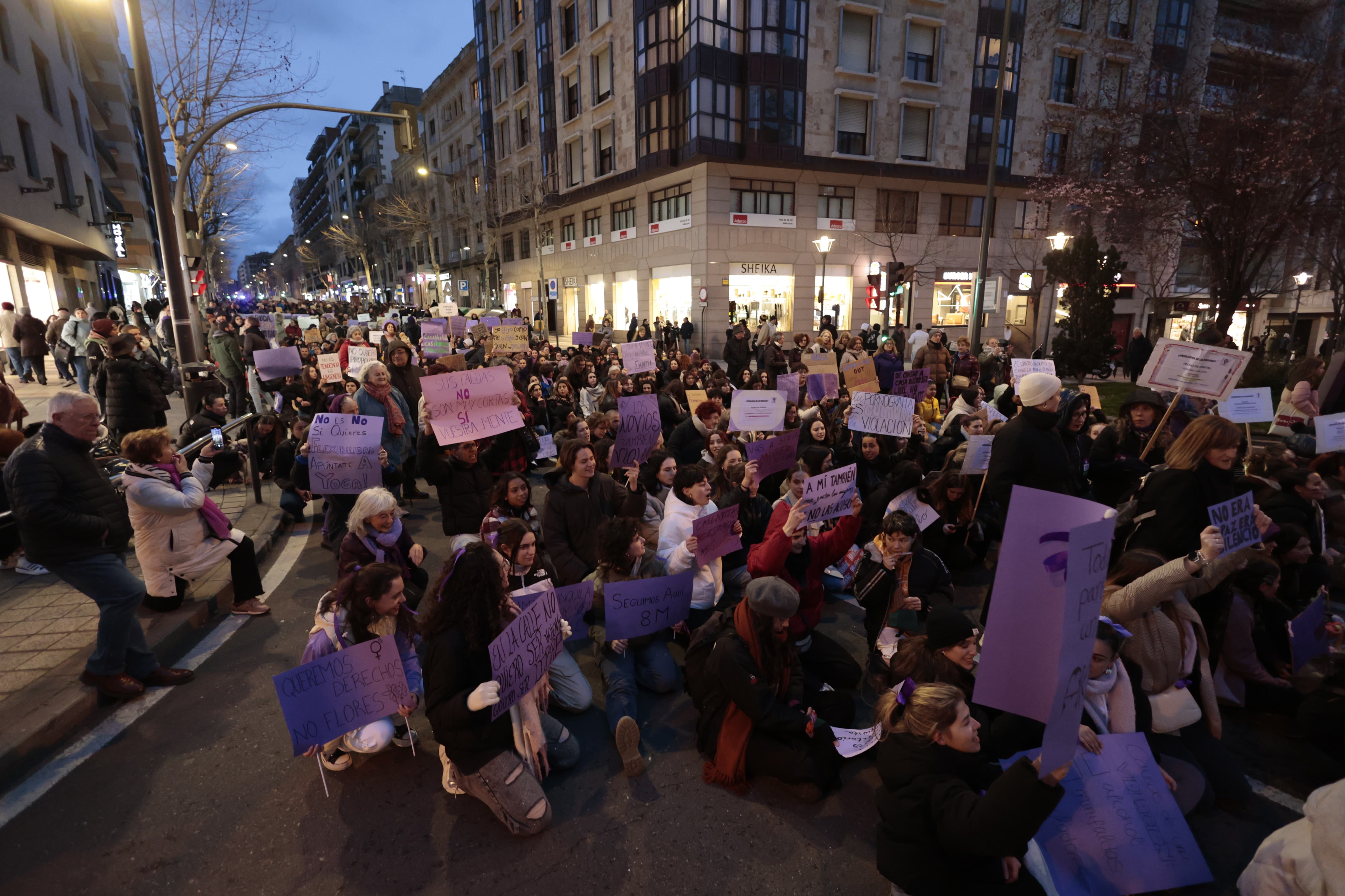 La manifestación del 8M en Salamanca, en imágenes