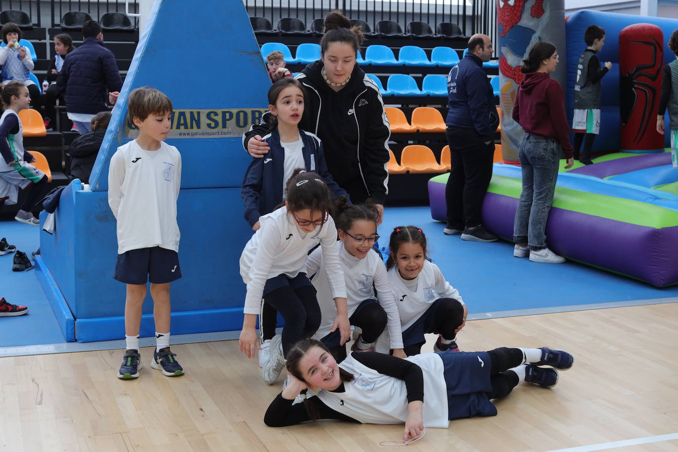 El anexo de Würzburg celebra la VIII edición del PequeBasket