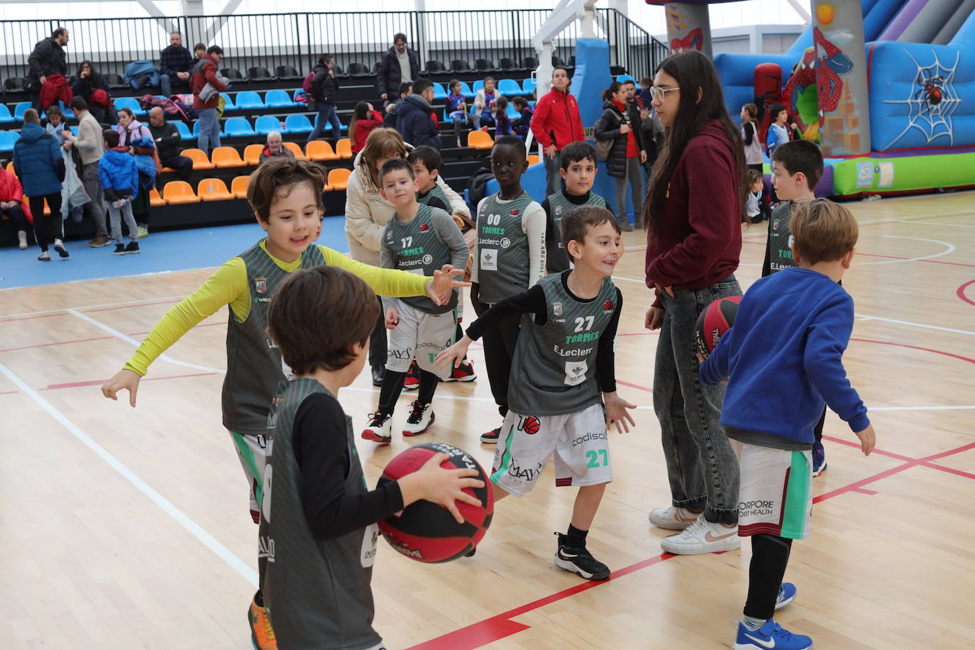 El anexo de Würzburg celebra la VIII edición del PequeBasket