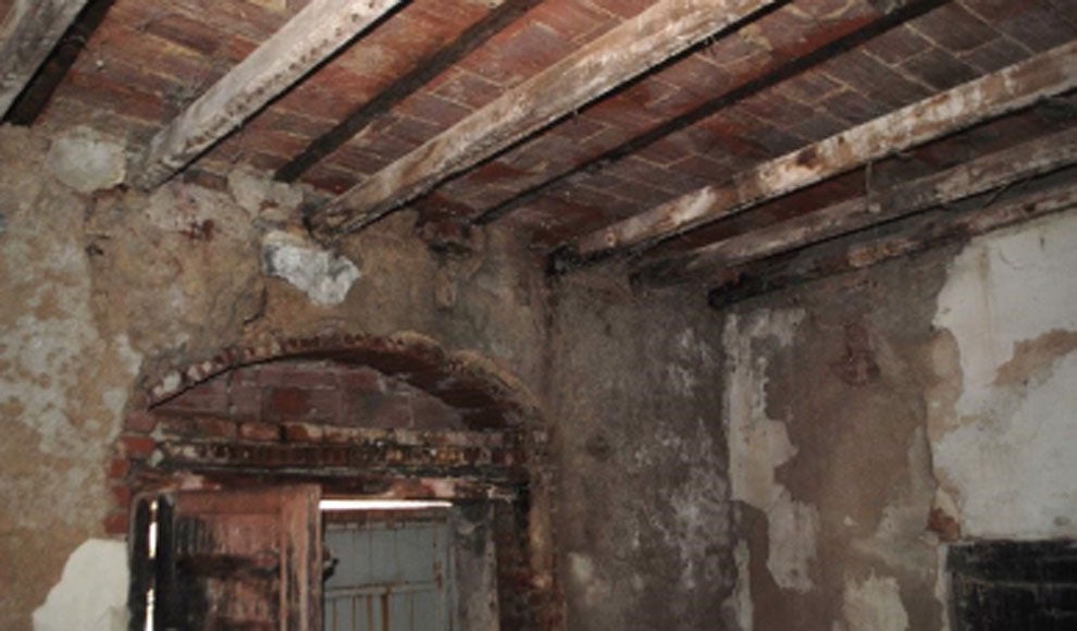 Así está el palacete de Salamanca en la lista roja tras años de abandono