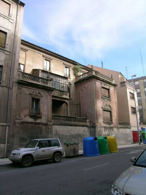 Así está el palacete de Salamanca en la lista roja tras años de abandono