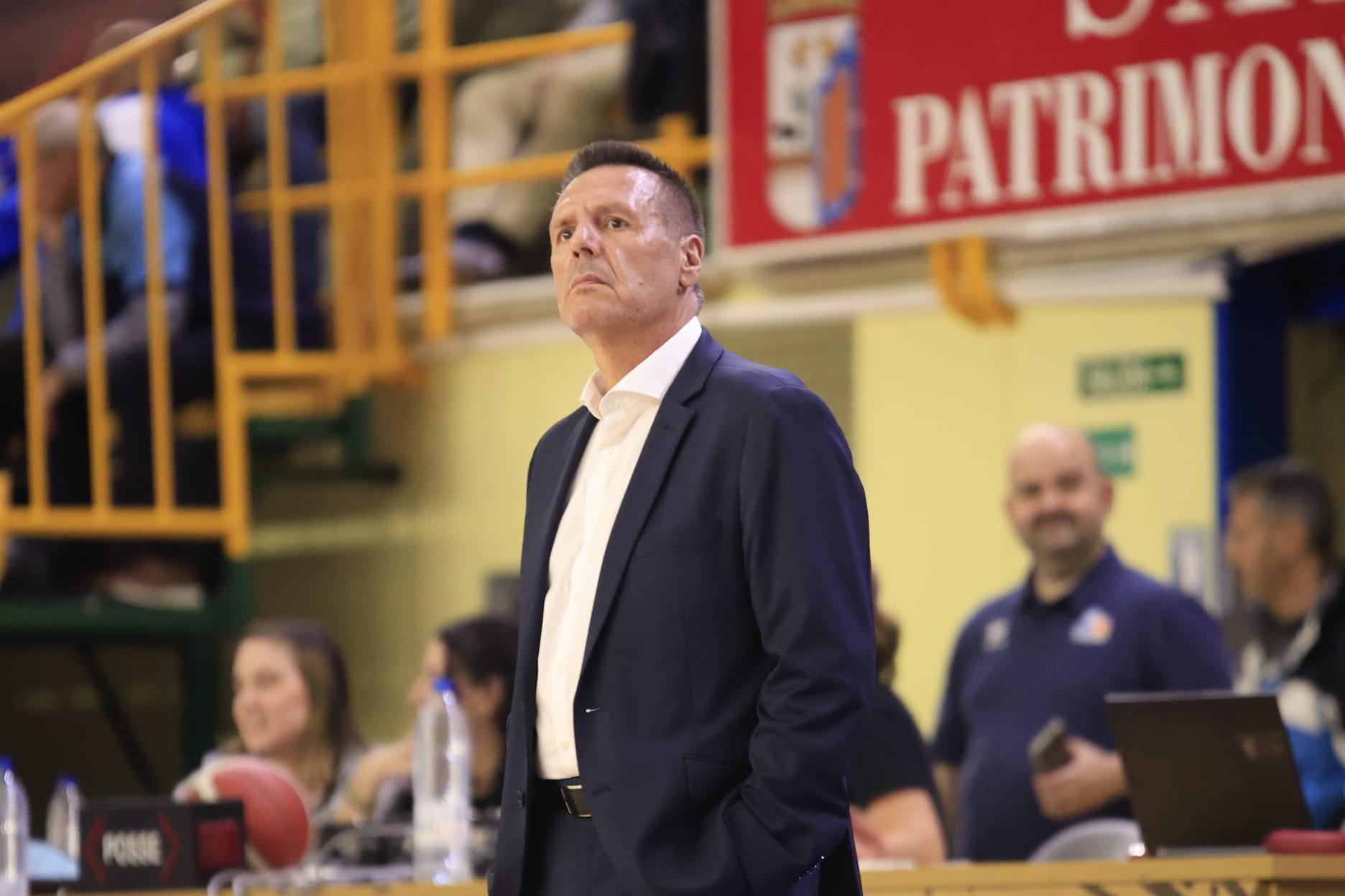 El partido entre el CB Avenida y el Barça CBS, en imágenes