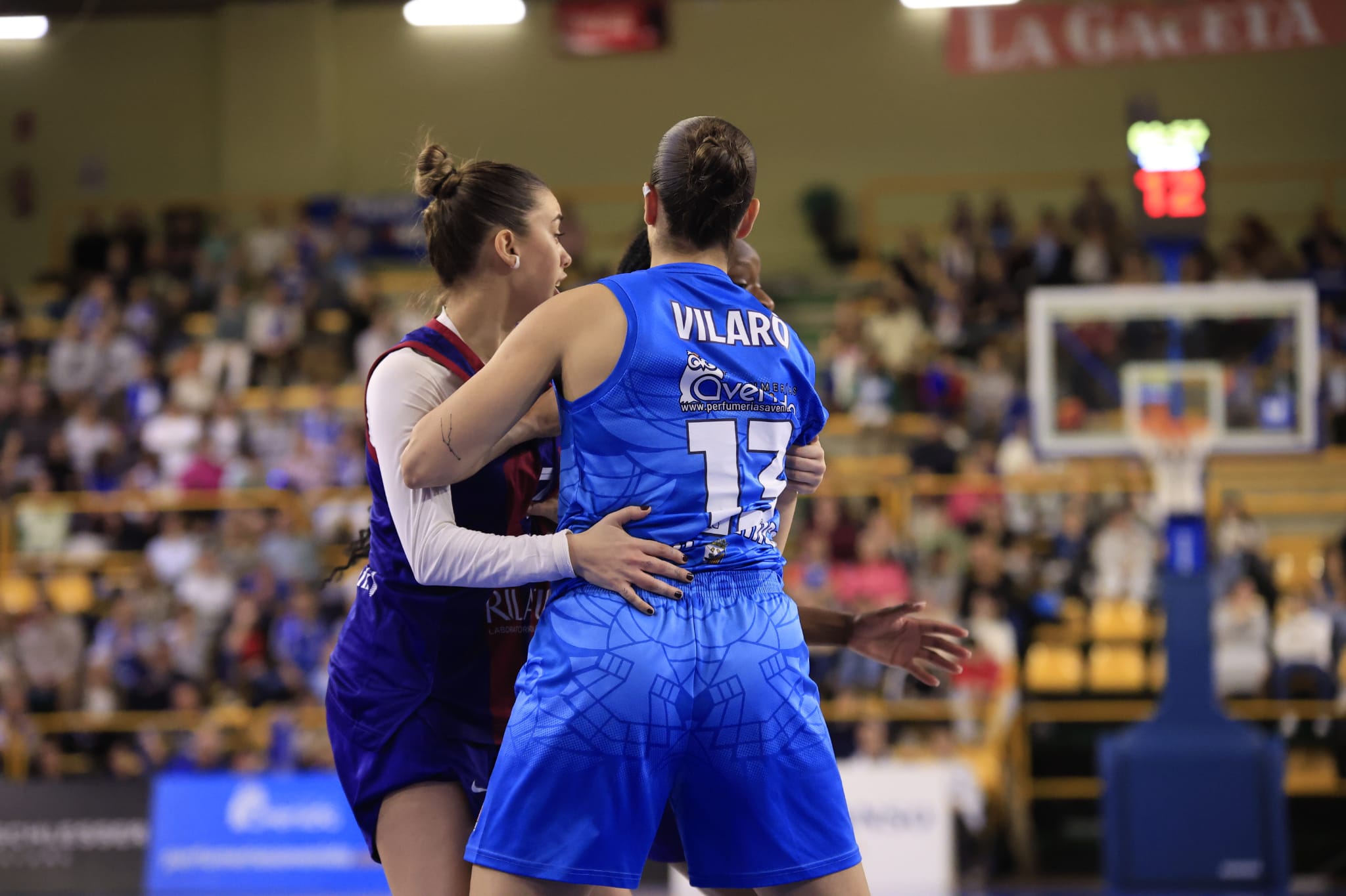 El partido entre el CB Avenida y el Barça CBS, en imágenes