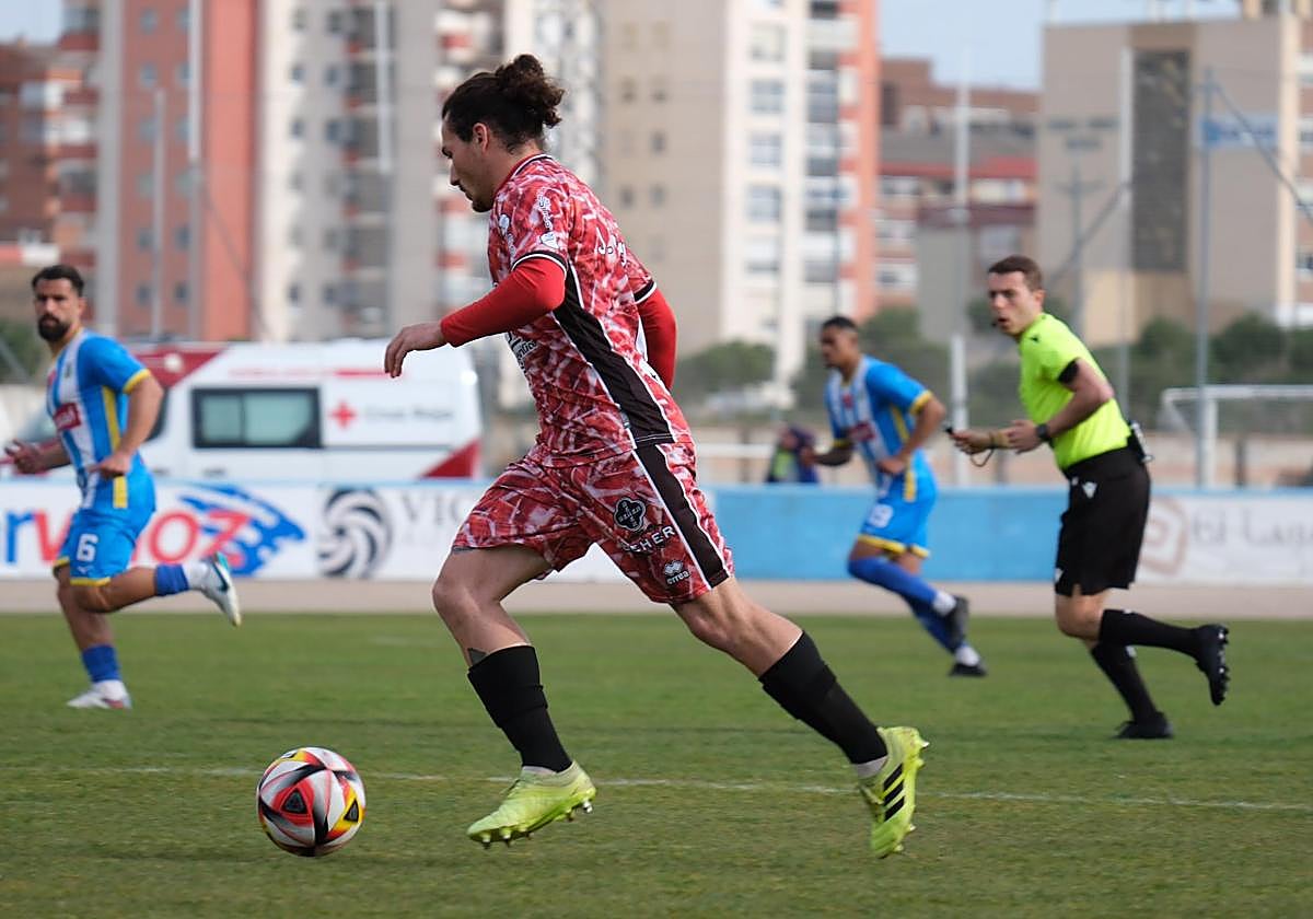 El Guijuelo se mantiene cuarto en la zona de play-off con la victoria contra la Arandina