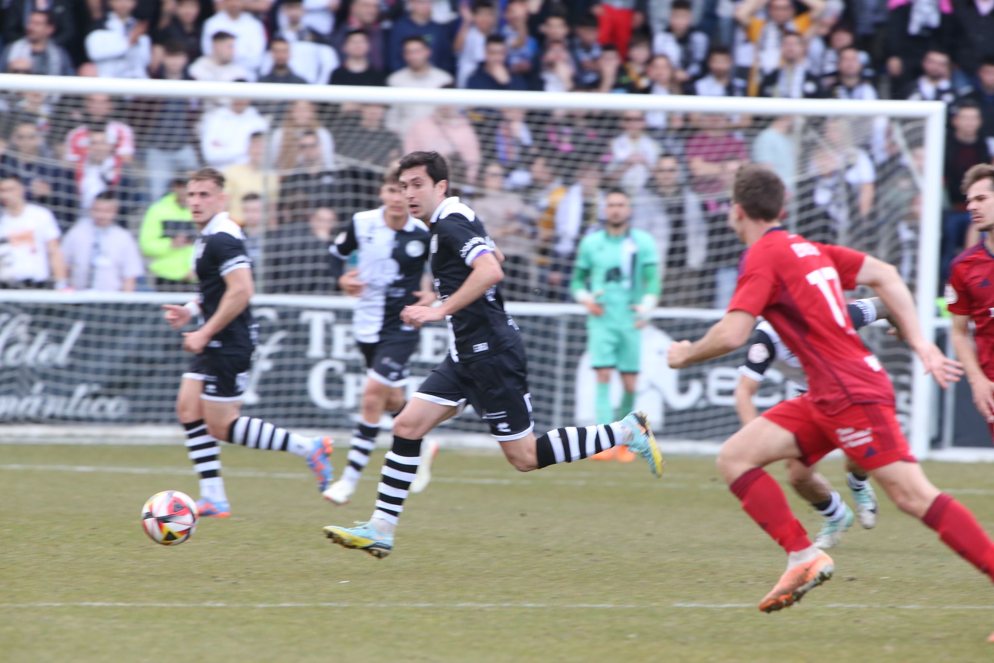 El partido entre Unionistas y Osasuna Promesas, en imágenes