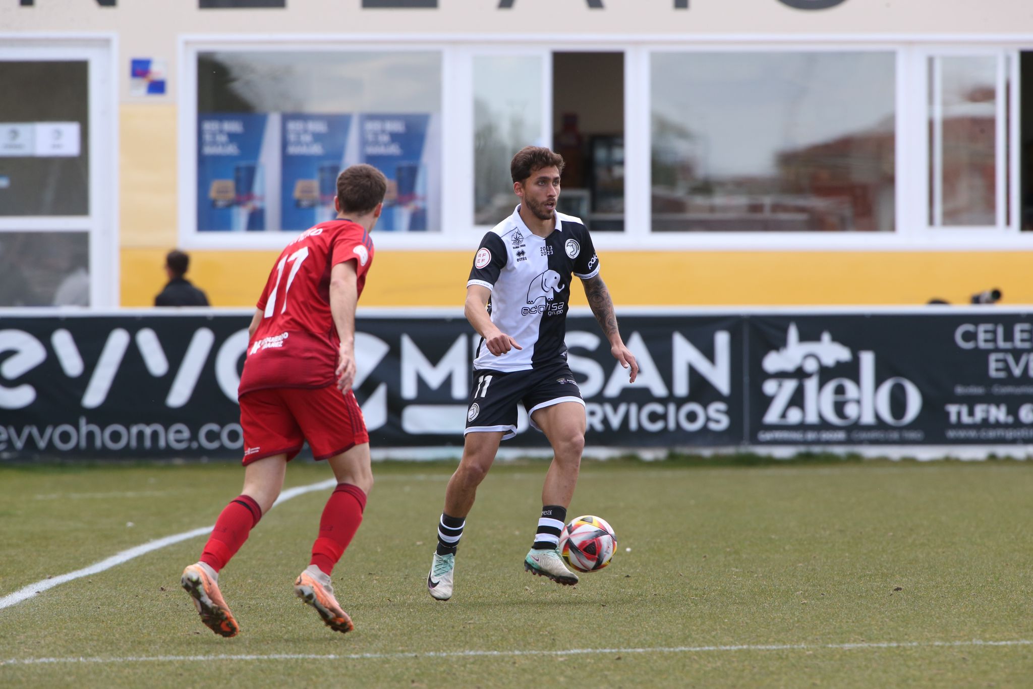El partido entre Unionistas y Osasuna Promesas, en imágenes