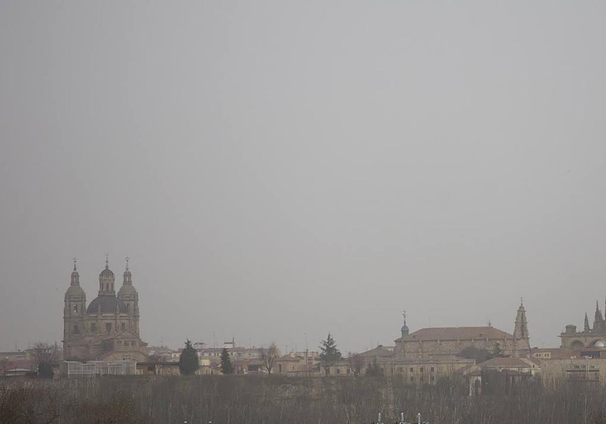 Intrusión de polvo en la atmósfera en Salamanca.