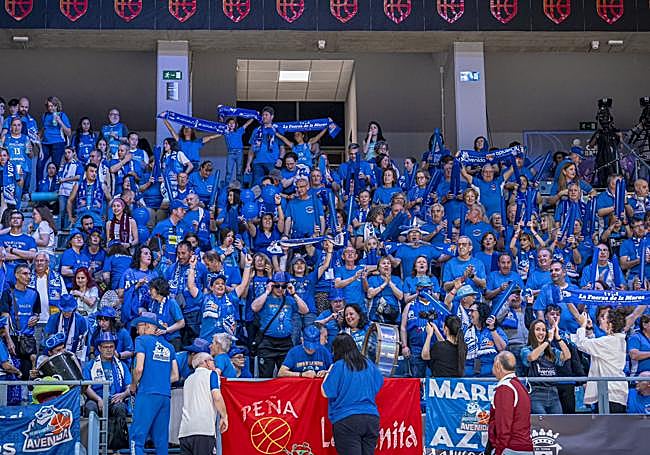 La afición de Perfumerías Avenida en la Copa de la Reina 2024