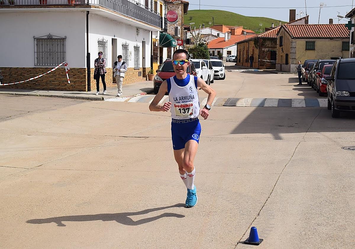 David Ruano, atleta salmantino en Matilla de los Caños