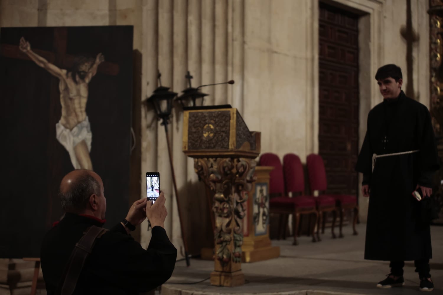 El Santísimo Cristo de la Luz procesiona dentro de la Clerecía tras la cancelación