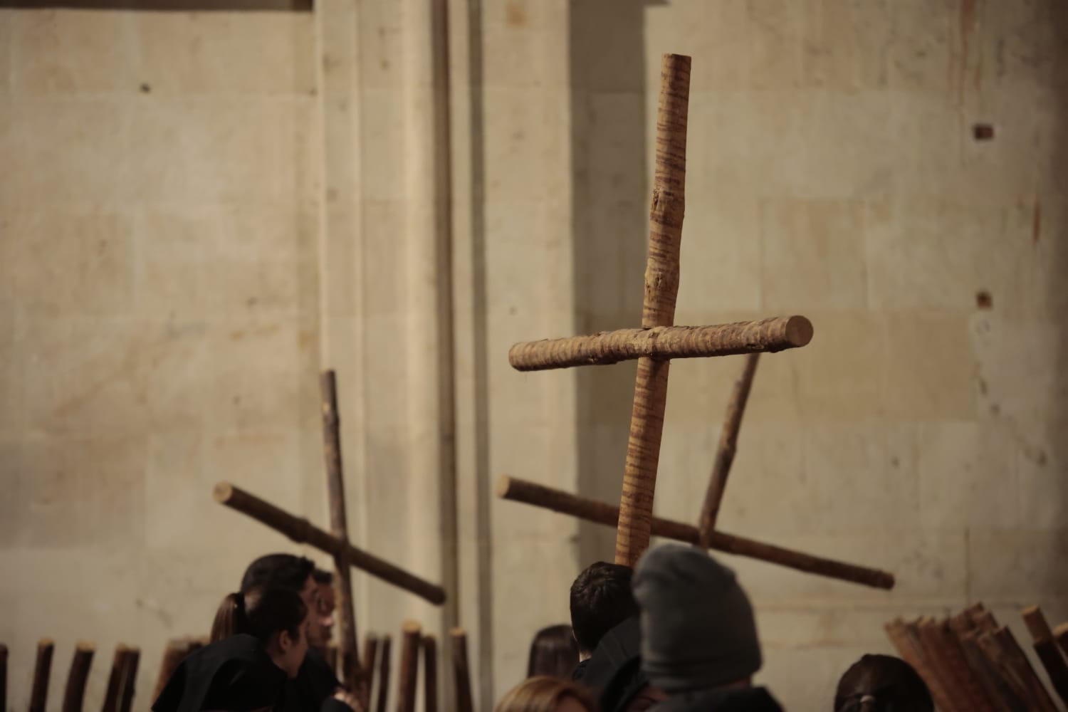 El Santísimo Cristo de la Luz procesiona dentro de la Clerecía tras la cancelación