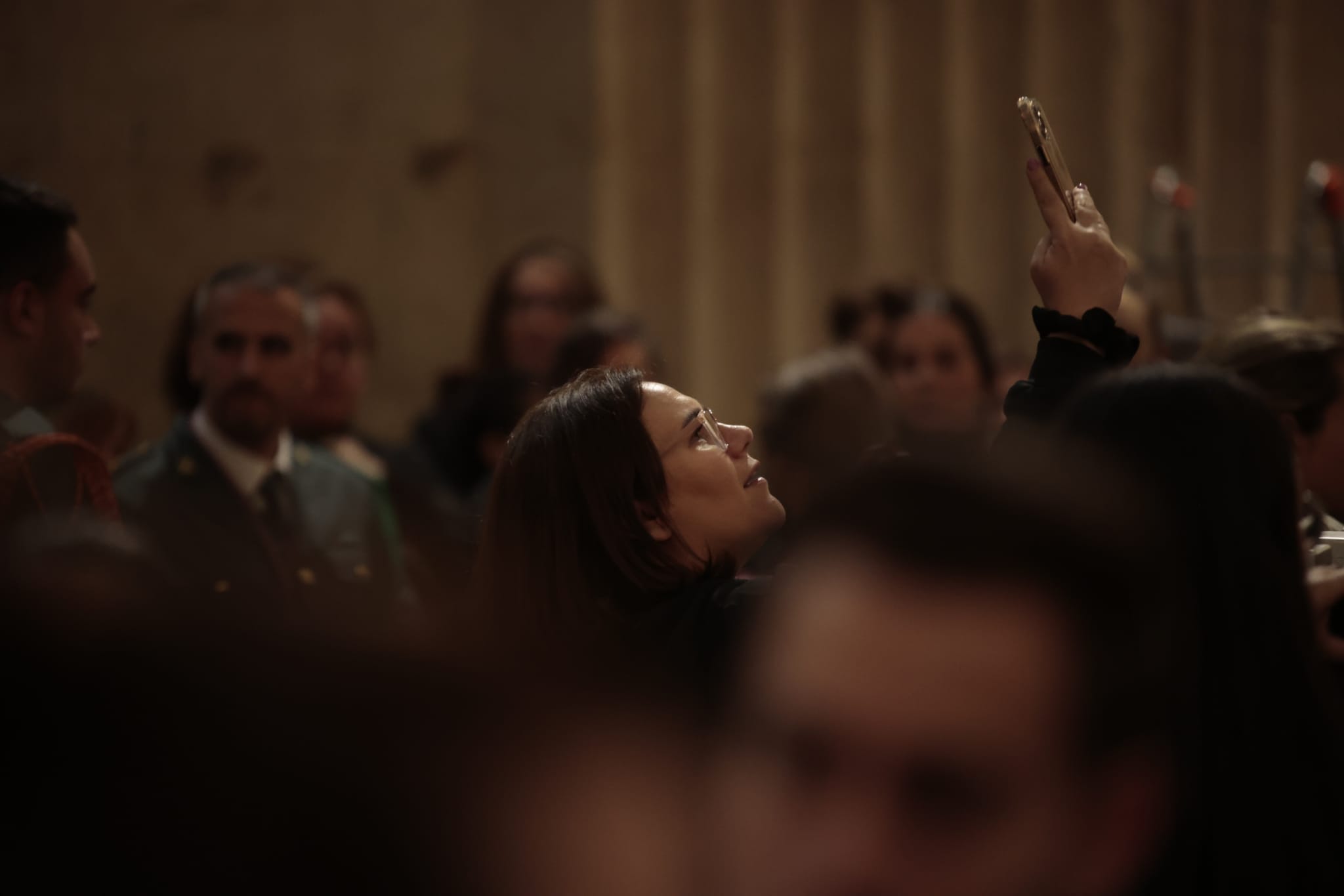 La Hermandad de Jesús Flagelado celebra un Vía Crucis en el interior de la Clerecía