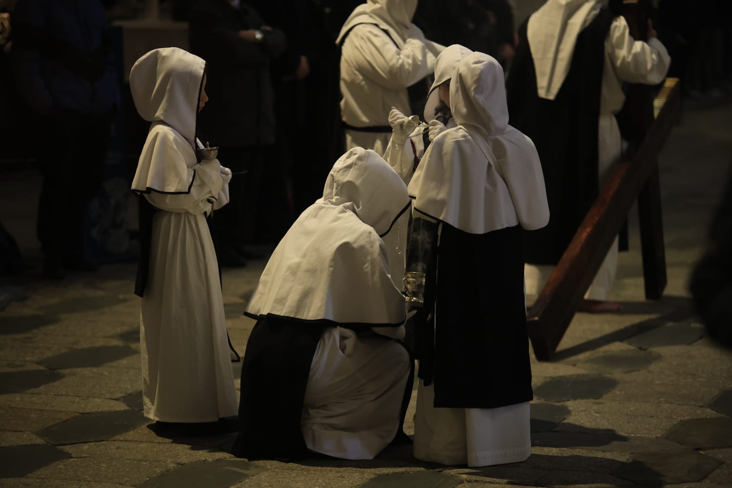 Jesús del Vía Crucis tampoco logra salir de la Catedral