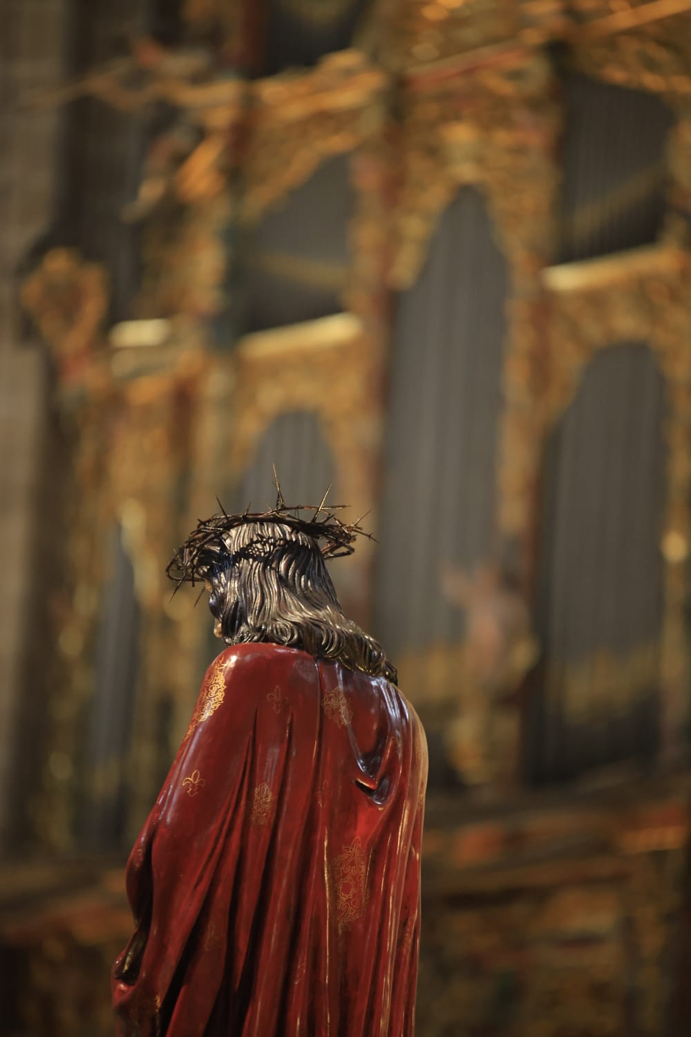 Jesús del Vía Crucis tampoco logra salir de la Catedral