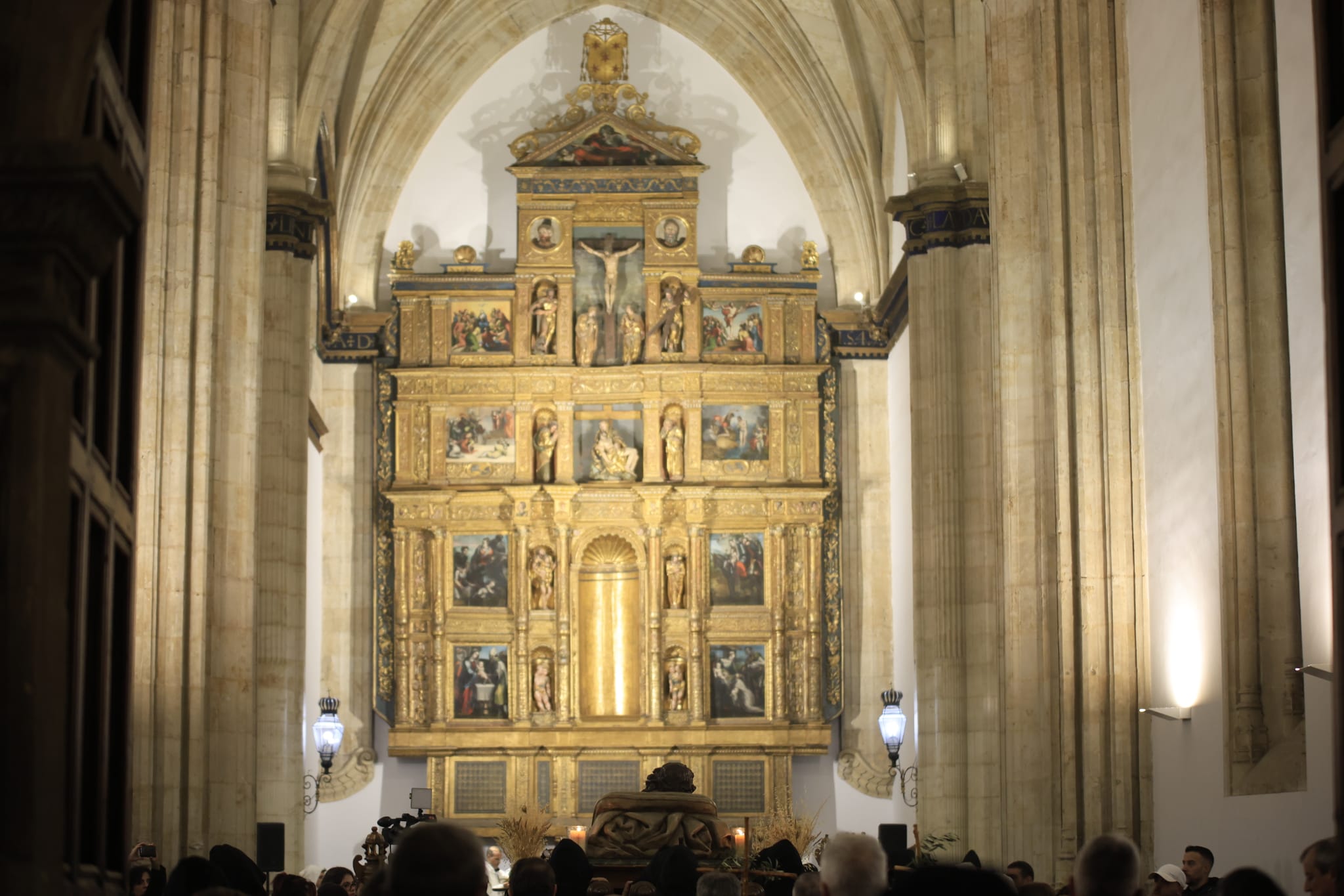 El tiempo frustra la salida del Cristo de la Liberación en Fonseca