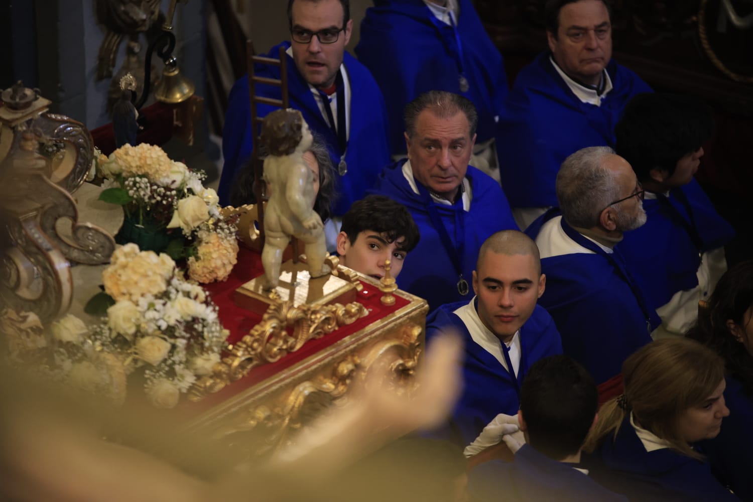 Encuentro privado entre Jesús Resucitado y la Virgen de la Alegría por la lluvia