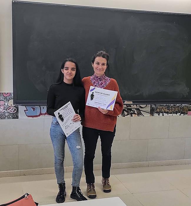 Mireia Tavera Montero, alumna de 2º ESO del IESO Miguel Unamuno de Ledesma, segundo premio.