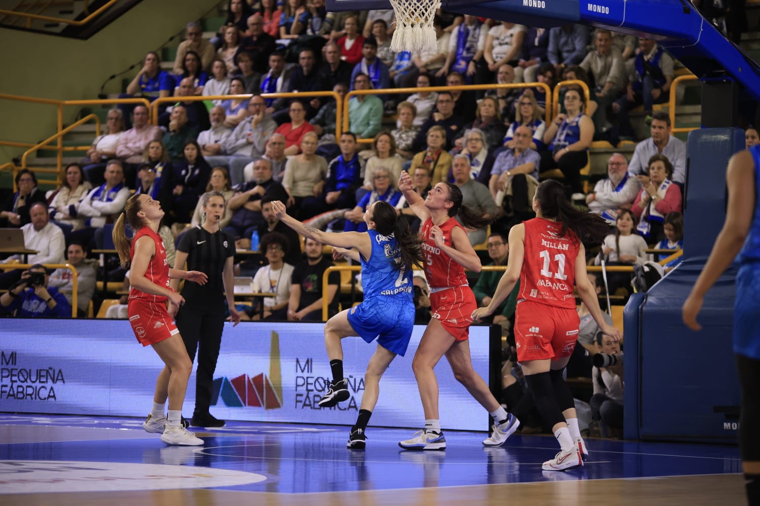 Un Avenida implacable no da oportunidad a Ensino de Lugo