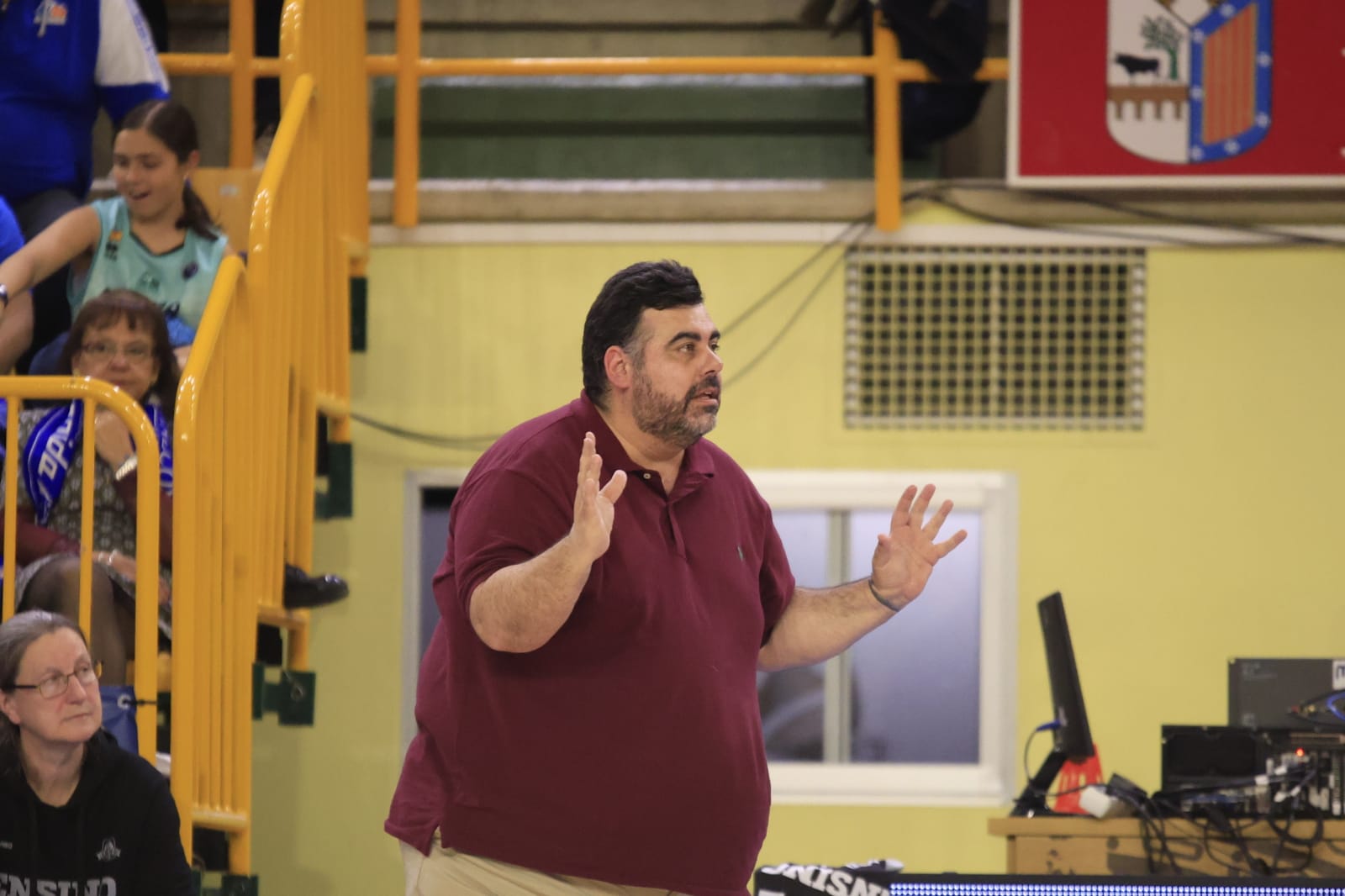 Un Avenida implacable no da oportunidad a Ensino de Lugo