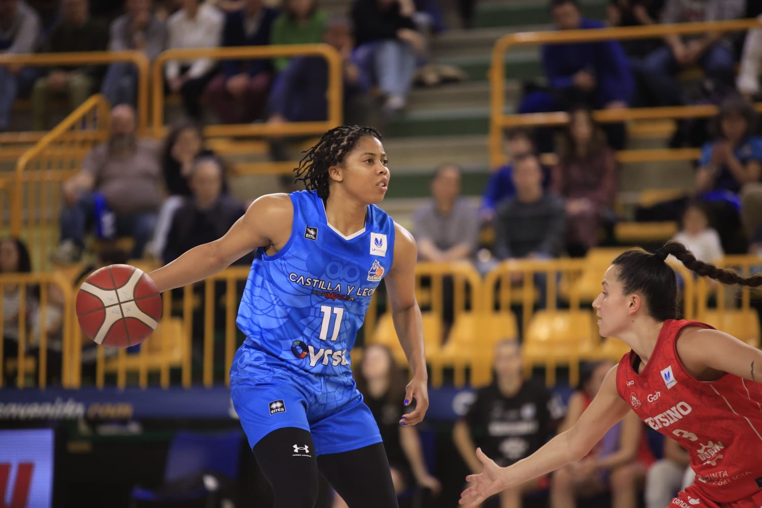 Un Avenida implacable no da oportunidad a Ensino de Lugo