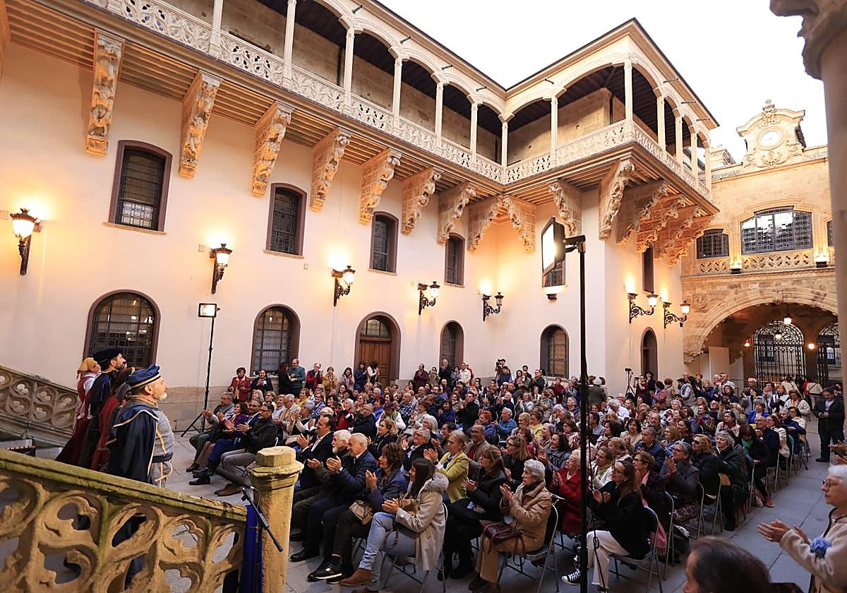 La obra &#039;Buscando a Nebrija&#039; cumple 200 representaciones en Salamanca