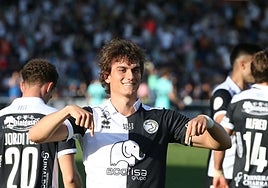 Slavy celebra, exultante, los goles de este domingo