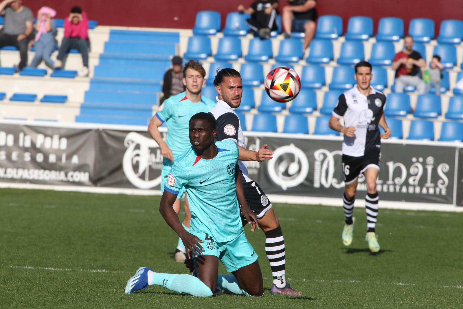 El partido entre Unionistas y el Barça B, en imágenes