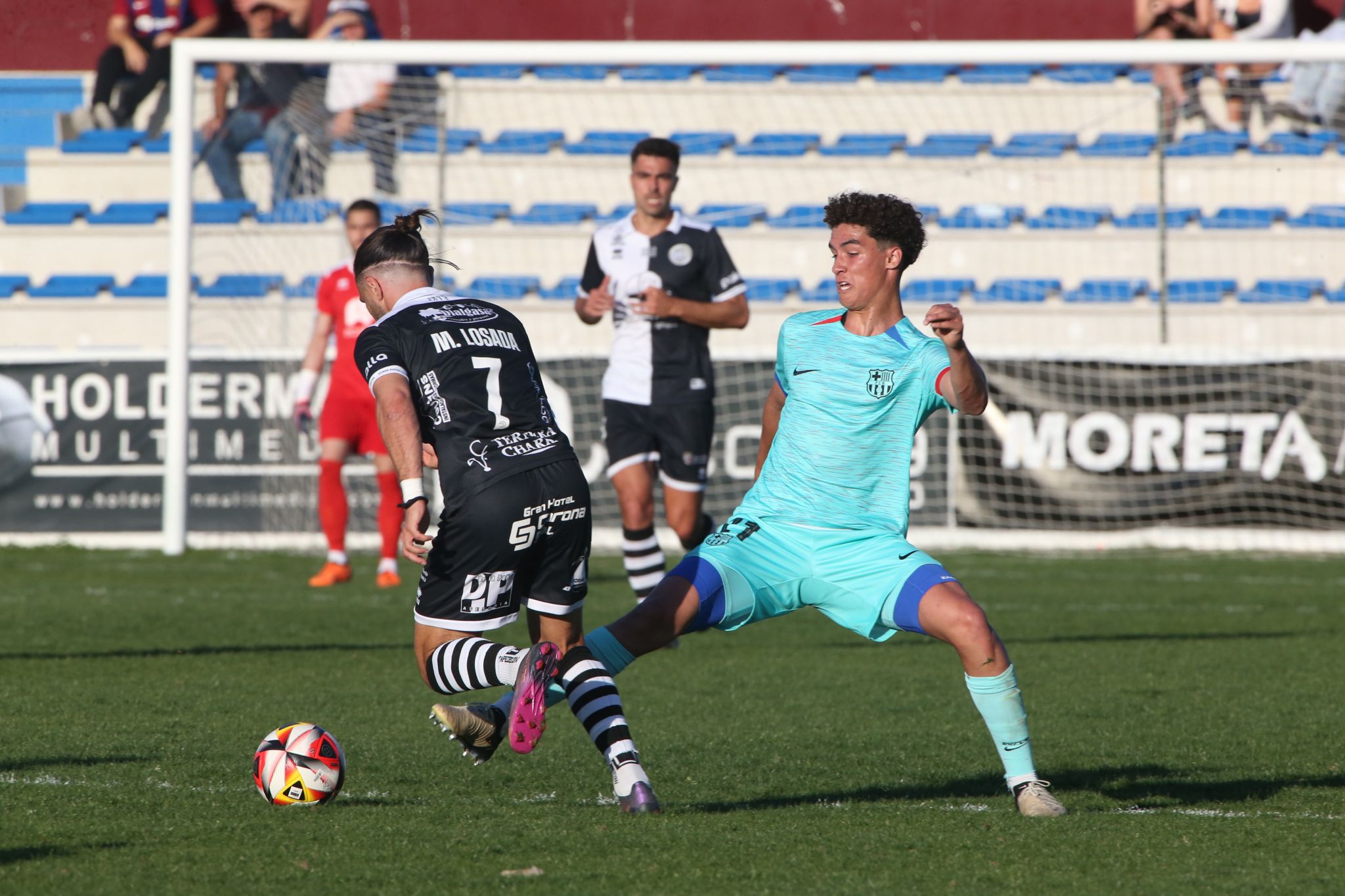 El partido entre Unionistas y el Barça B, en imágenes