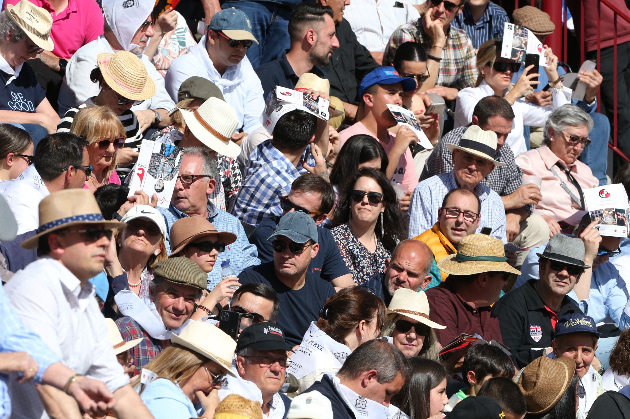 Puerta grande para Marco Pérez en una ilusionante tarde en Guijuelo