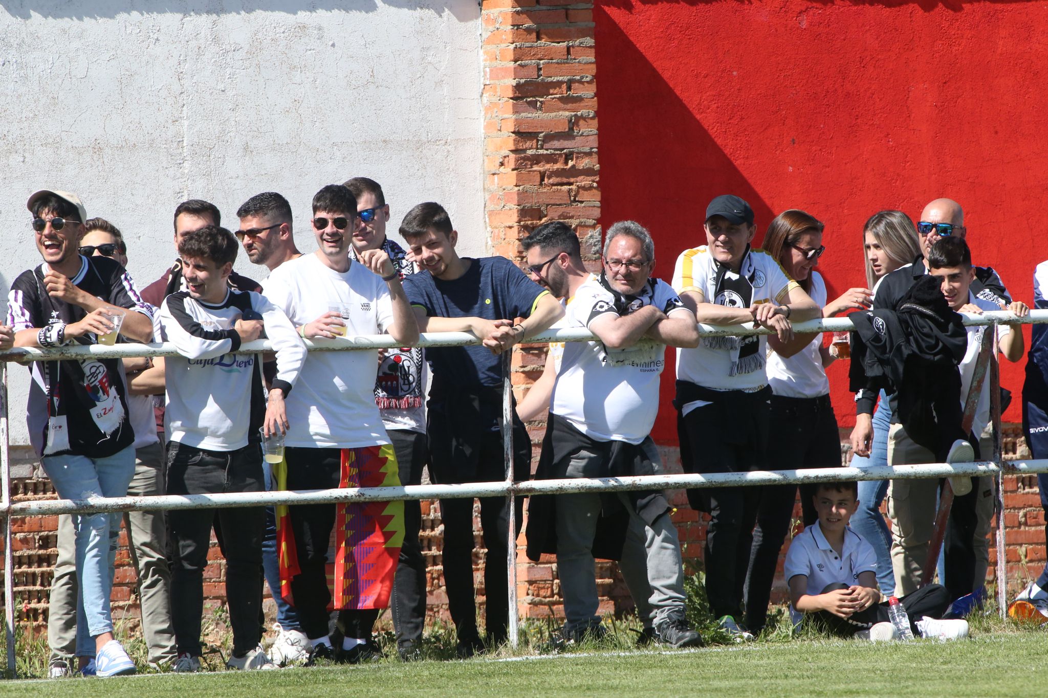 La afición del Salamanca CF UDS se dejan sentir en Tordesillas
