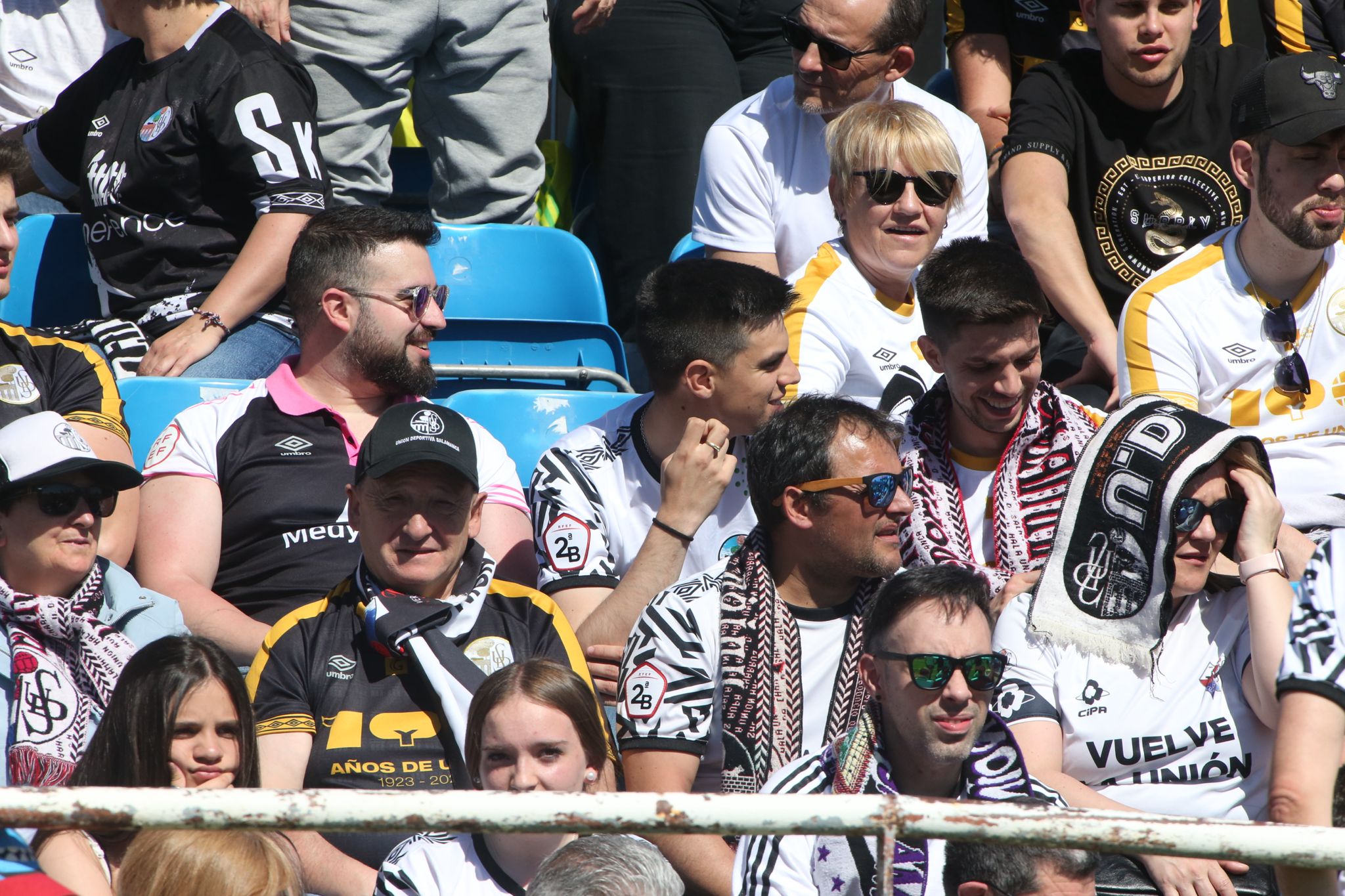 La afición del Salamanca CF UDS se dejan sentir en Tordesillas