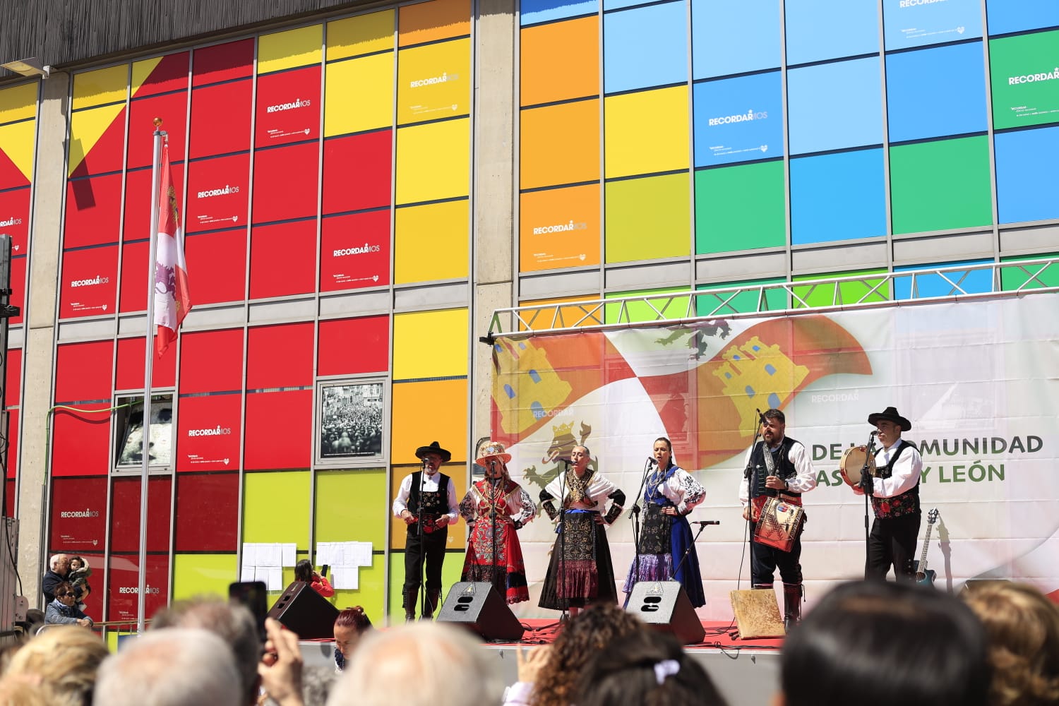 Los salmantinos celebran el Día de Castilla y León