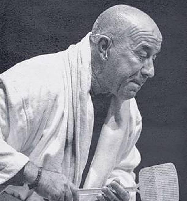 El monólogo está interpretado por Miguel Ángel Montejo.